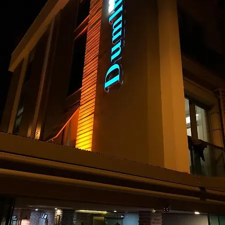 Hotel Dumlupinar Royal *